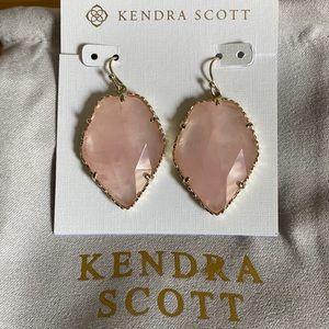EUC Kendra Scott Corley earrings in Rose Quartz.